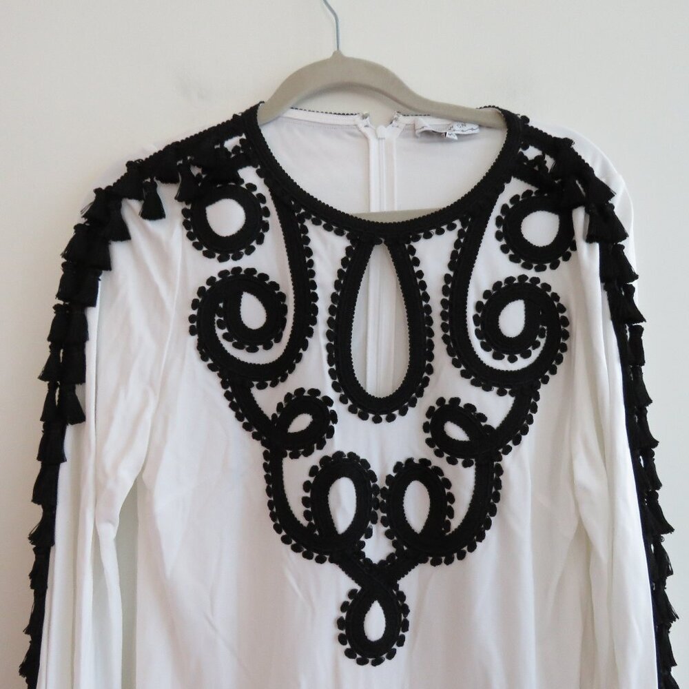 ANDREW GN F19 White Black Tassel Cut Out Embroidered White Black Top - Sz US 4 - Picture 4 of 16